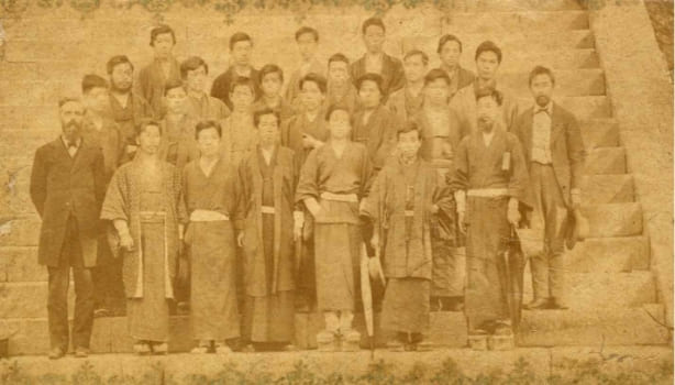 1875年